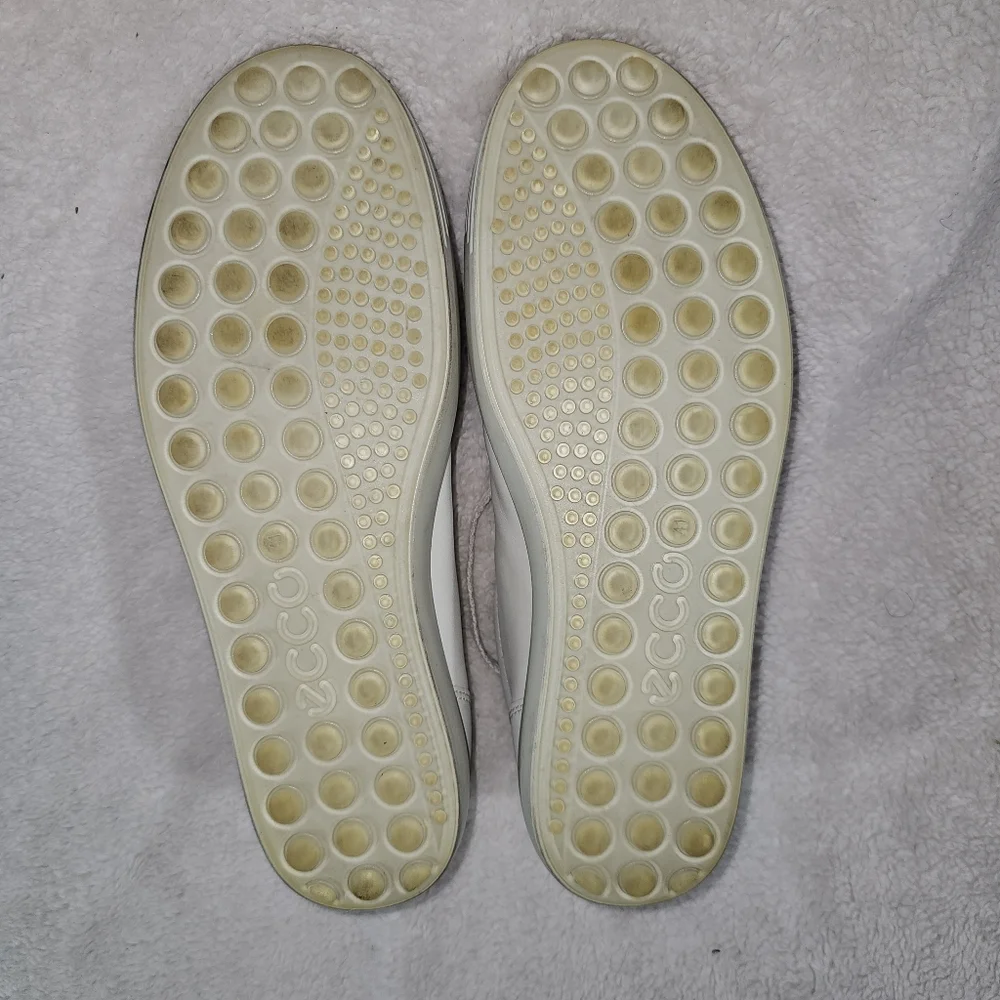ECCO SOFT WHITE LEATHER SNEAKERS SIZS 10/10.5